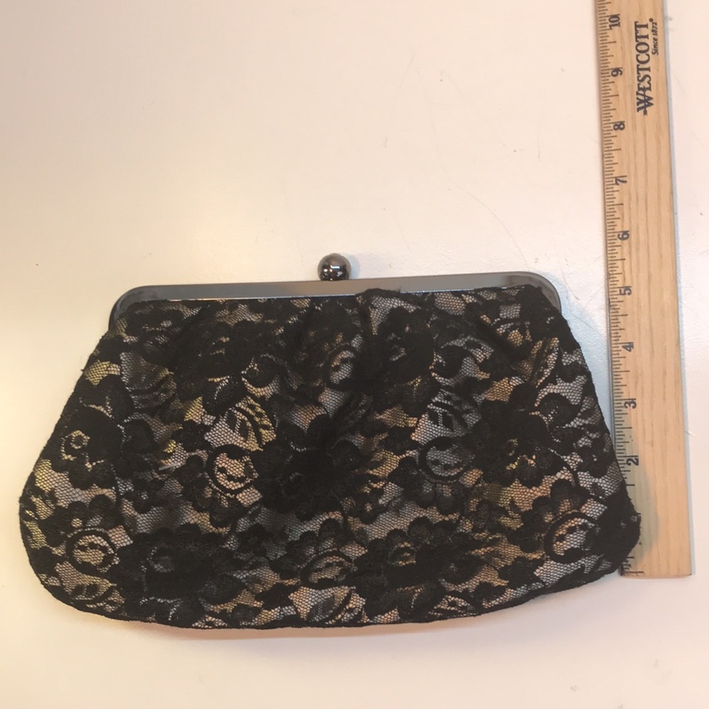Banana Republic Black Lace & Cream Clutch - Picture 5 of 9